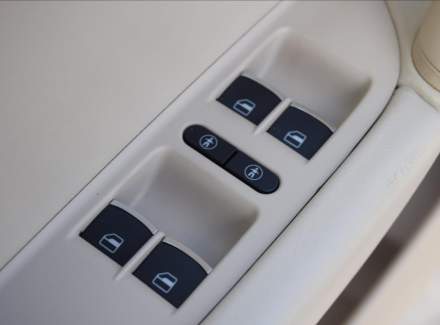 Volkswagen - Touareg