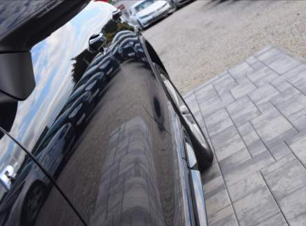 Volkswagen - Touareg