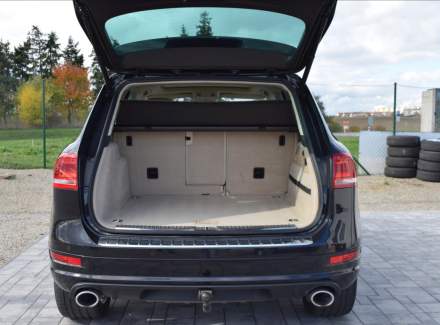 Volkswagen - Touareg