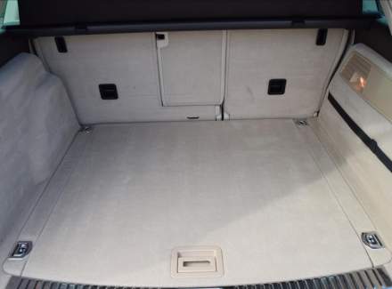 Volkswagen - Touareg