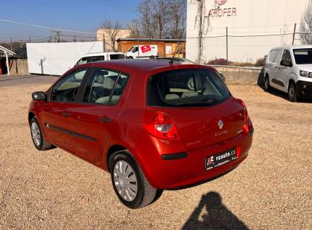 Renault - Clio