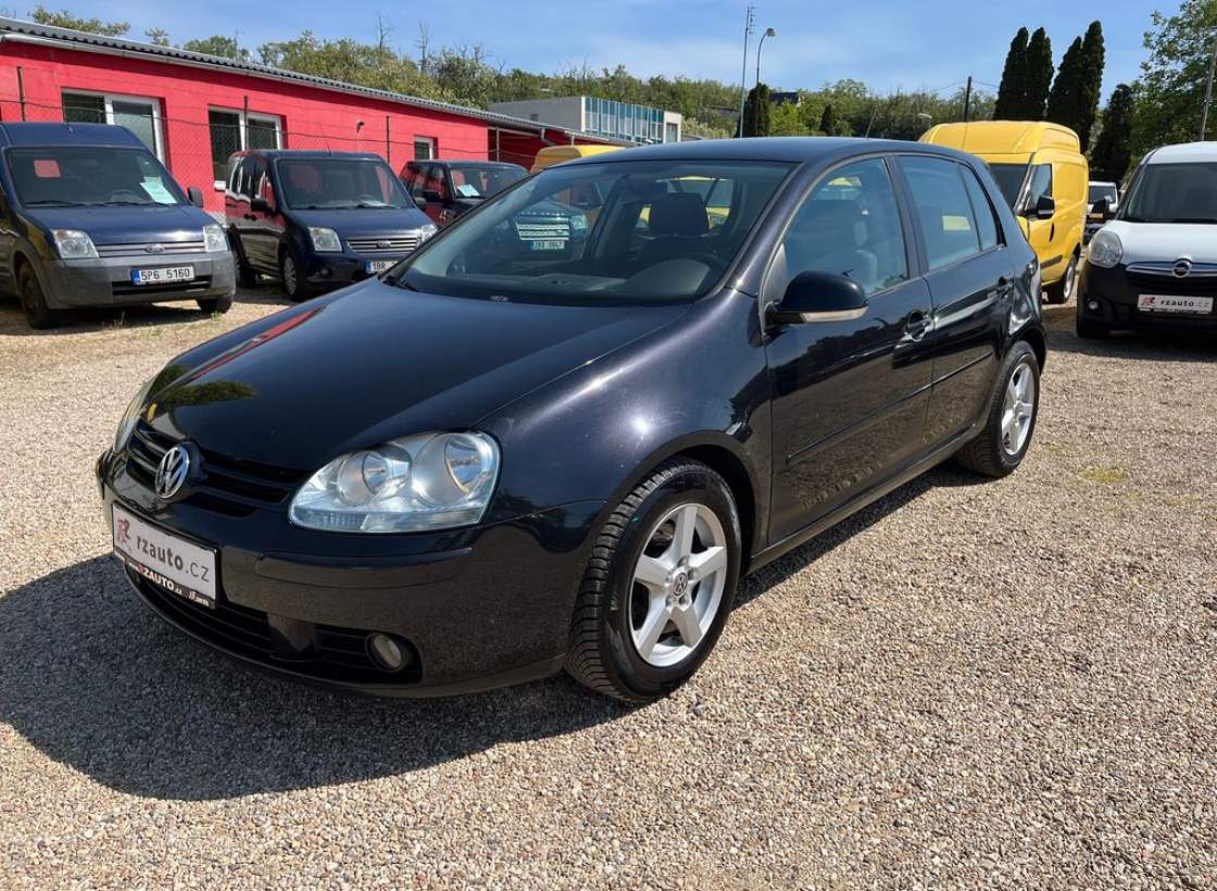 Volkswagen - Golf