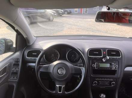 Volkswagen - Golf