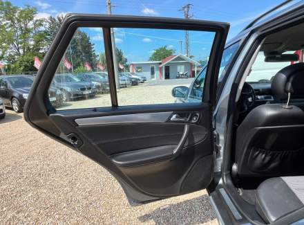 Mercedes-Benz - C-class