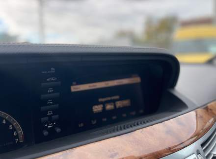 Mercedes-Benz - S-class