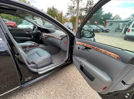 Mercedes-Benz - S-class
