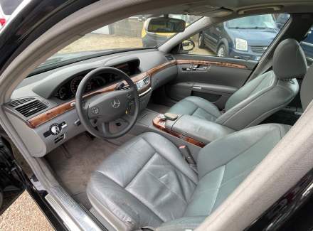 Mercedes-Benz - S-class
