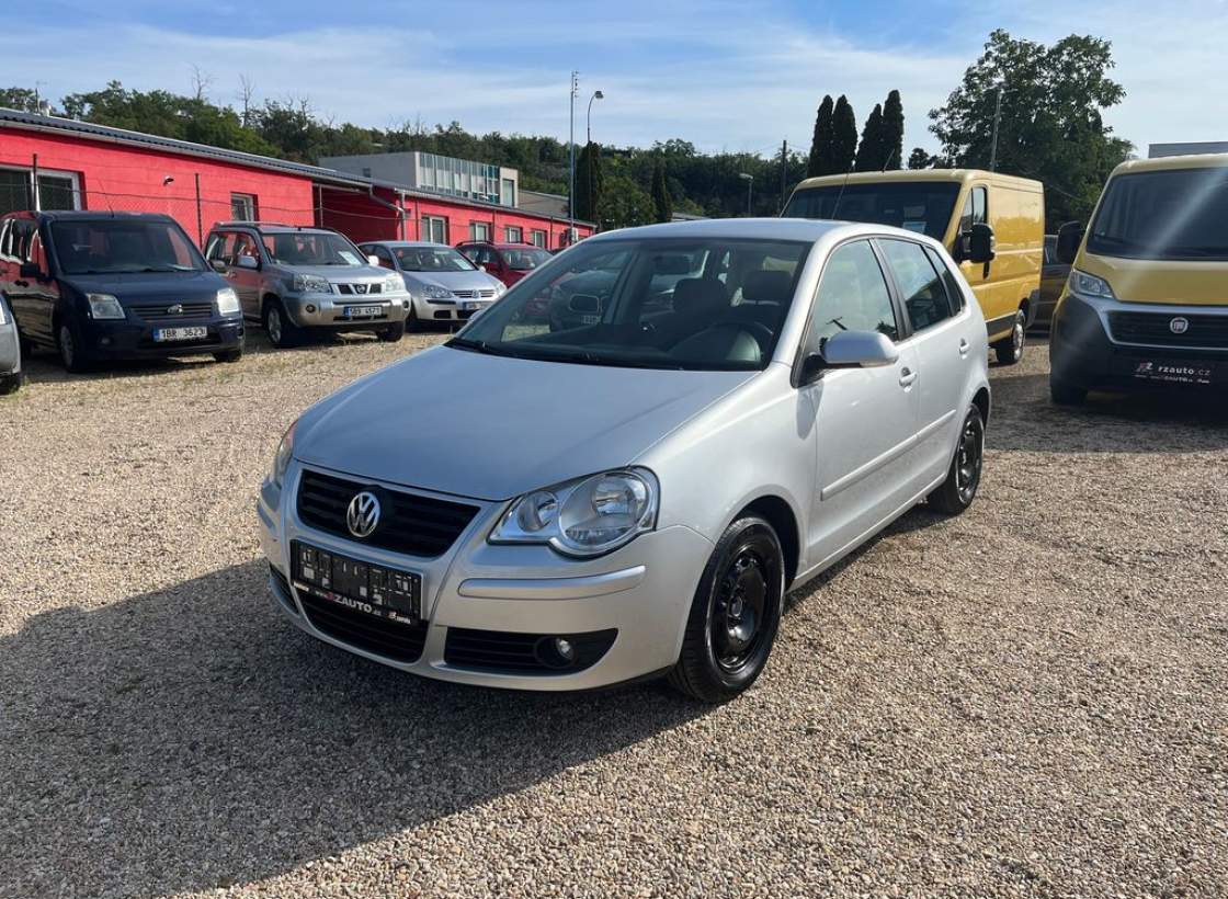 Volkswagen - Polo