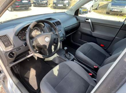 Volkswagen - Polo