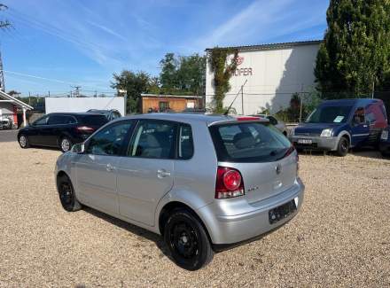 Volkswagen - Polo