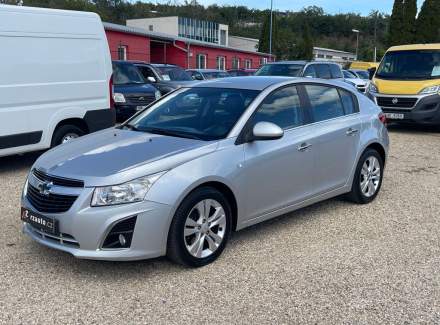 Chevrolet - Cruze