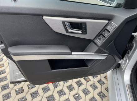 Mercedes-Benz - GLK