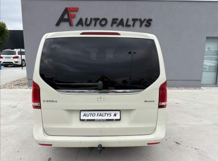 Mercedes-Benz - V-class