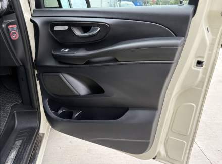 Mercedes-Benz - V-class