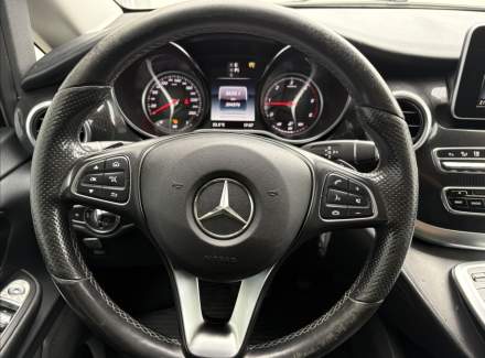 Mercedes-Benz - V-class