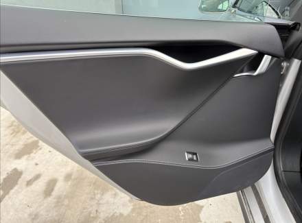 Tesla - Model S