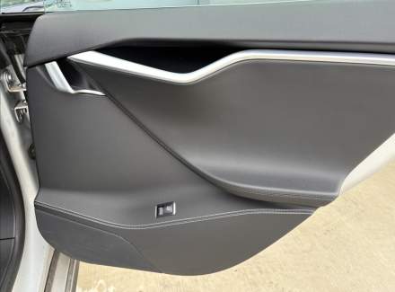 Tesla - Model S