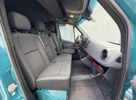 Mercedes-Benz - Sprinter