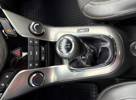 Chevrolet - Cruze