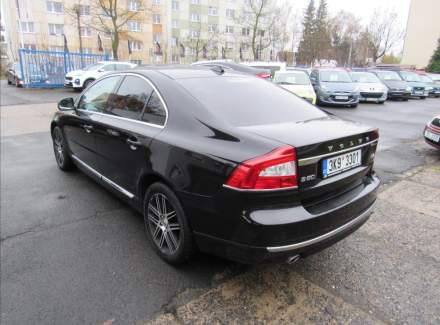 Volvo - S80