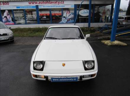 Porsche - 924