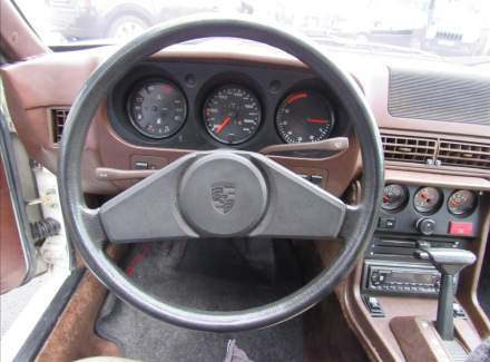 Porsche - 924