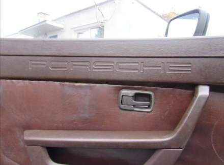 Porsche - 924