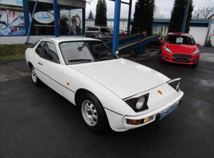 Porsche - 924