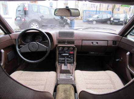 Porsche - 924