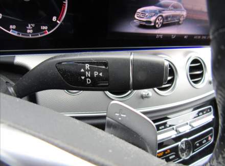 Mercedes-Benz - E-class