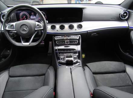 Mercedes-Benz - E-class