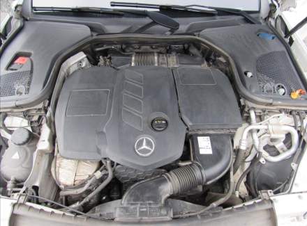 Mercedes-Benz - E-class