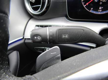 Mercedes-Benz - E-class