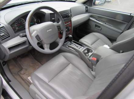 Jeep - Grand Cherokee