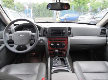 Jeep - Grand Cherokee