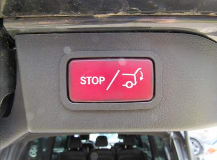 Mercedes-Benz - V-class