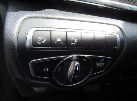 Mercedes-Benz - V-class