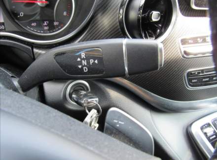 Mercedes-Benz - V-class