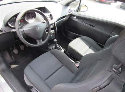 Peugeot - 207