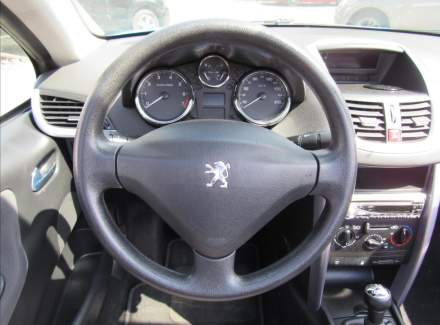 Peugeot - 207