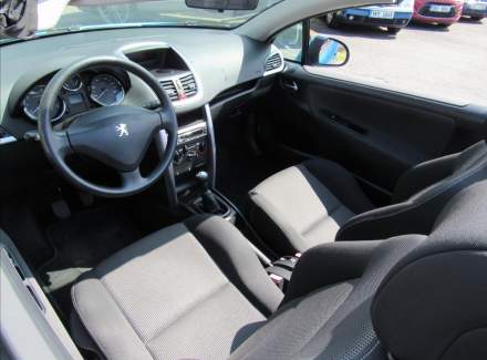 Peugeot - 207