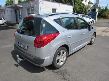 Peugeot - 207