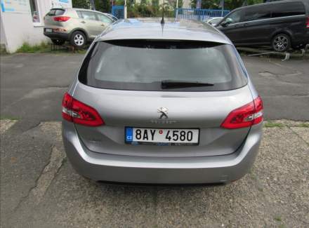 Peugeot - 308