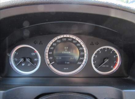 Mercedes-Benz - C-class