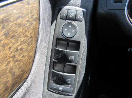 Mercedes-Benz - C-class