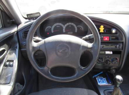 Hyundai - Elantra