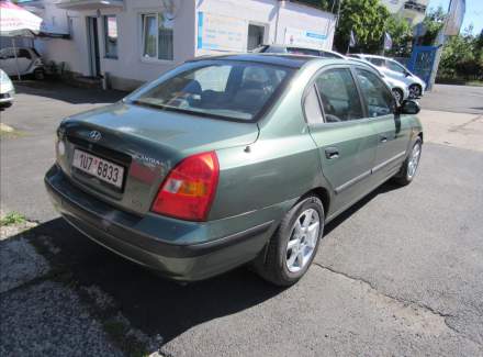 Hyundai - Elantra