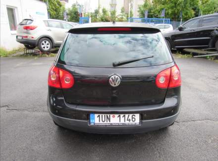 Volkswagen - Golf