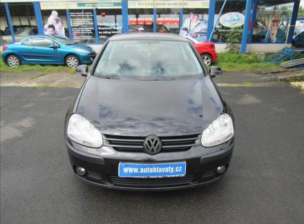 Volkswagen - Golf