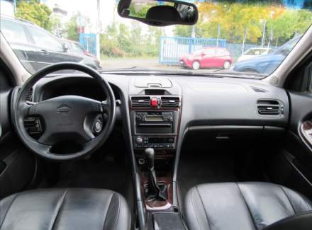 Nissan - Maxima